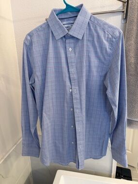 Old Navy Men's Blue Plaid Dress Shirt with Pink Accents